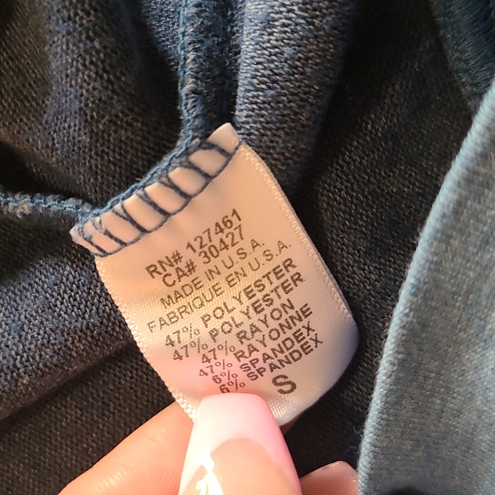 Wildfox Blue Sweatshirt with White Text - Picture 5 of 7